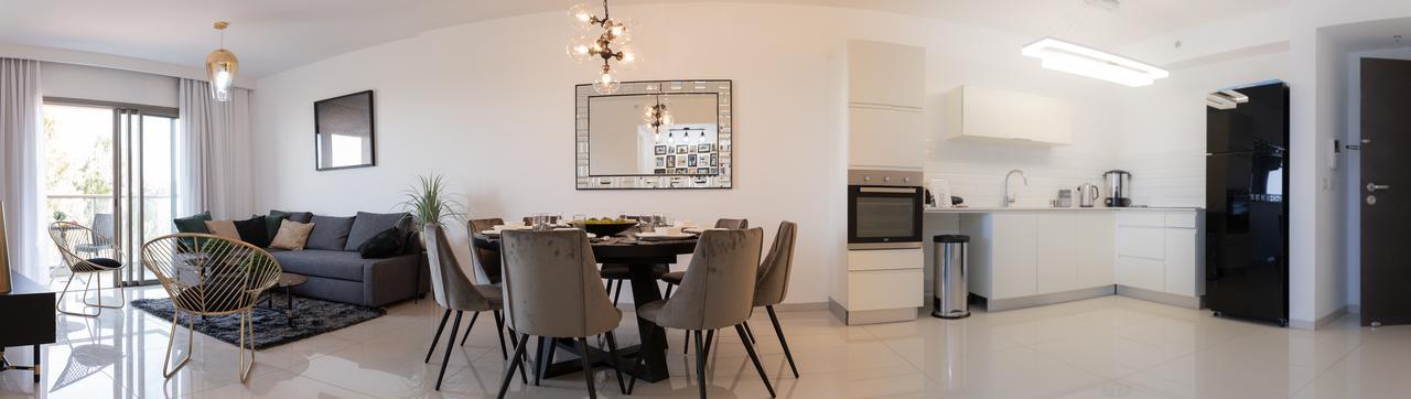 Haneviim Court Residence Jerusalem Exterior photo